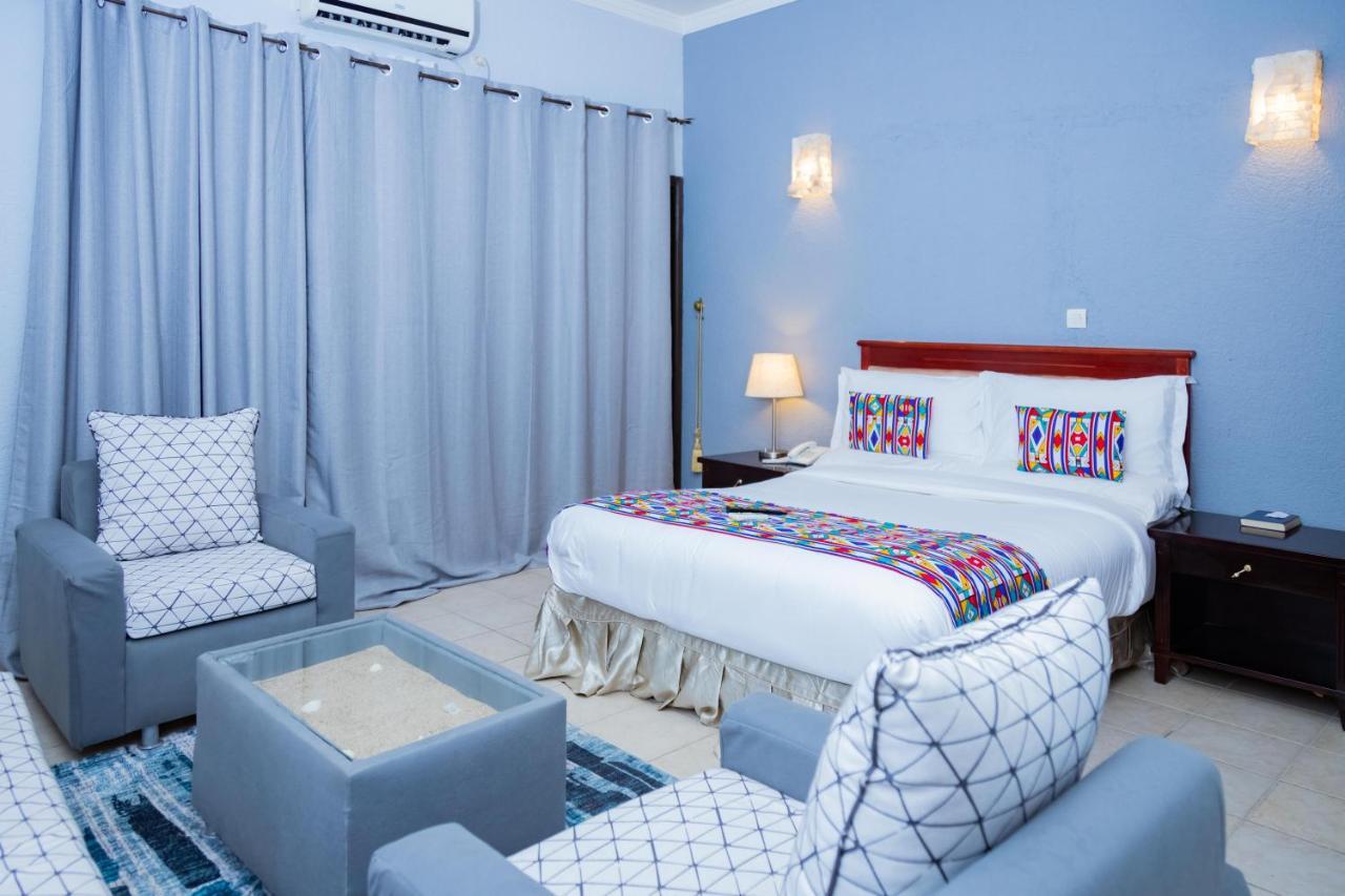 Hotel Hibiscus Blvd Triomphal Libreville Luaran gambar