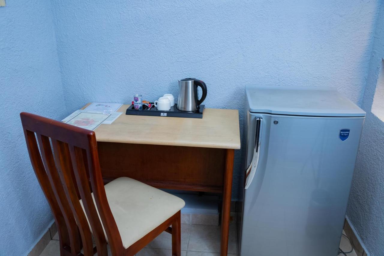 Hotel Hibiscus Blvd Triomphal Libreville Luaran gambar
